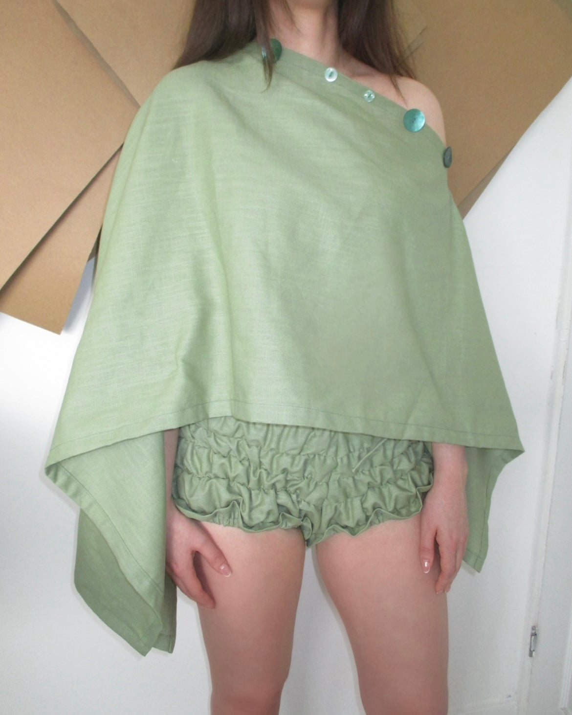 A PREORDER Sol Bloomer Shorts in Olive