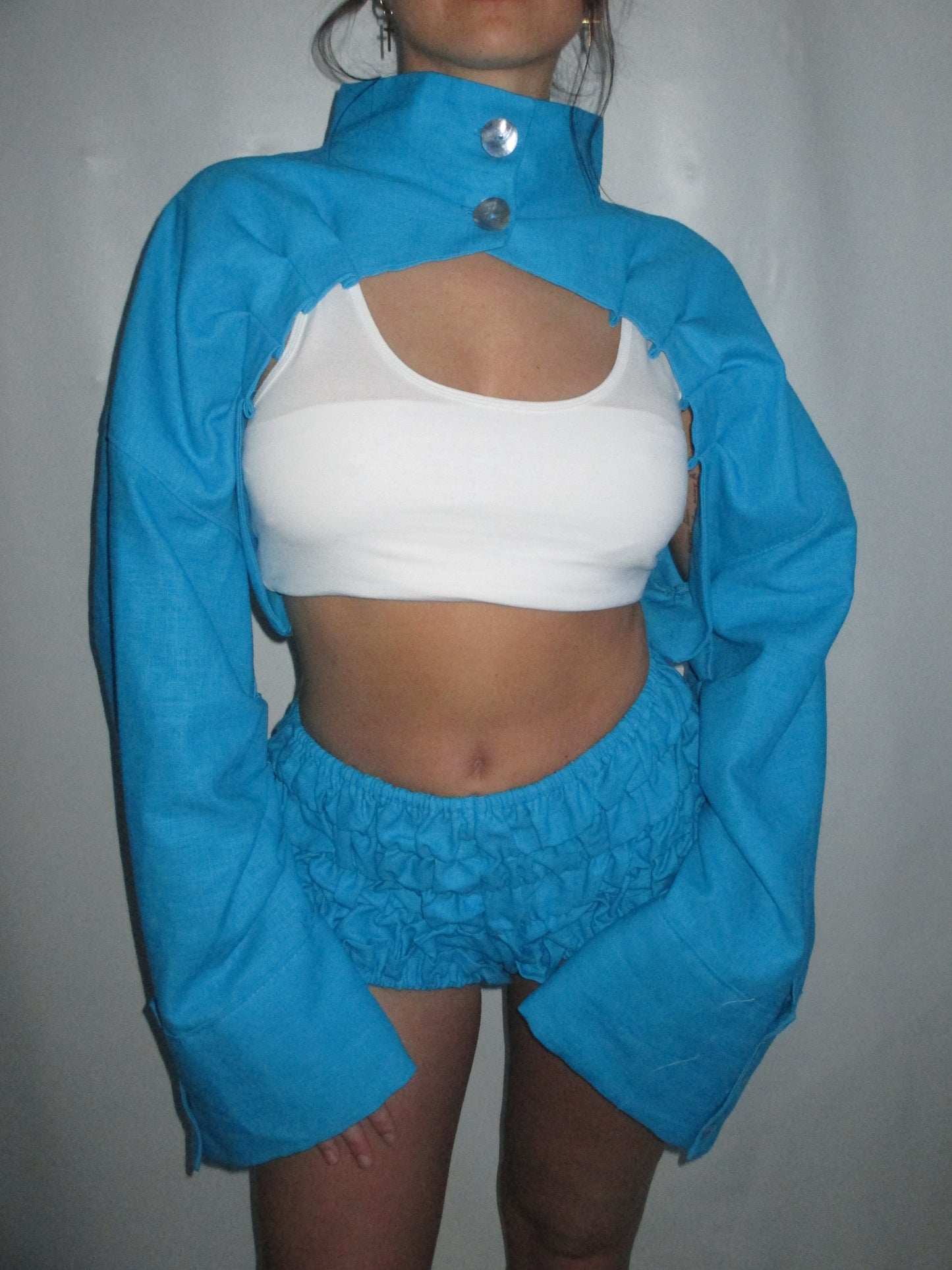 A PREORDER Sol Bolero in Turquoise