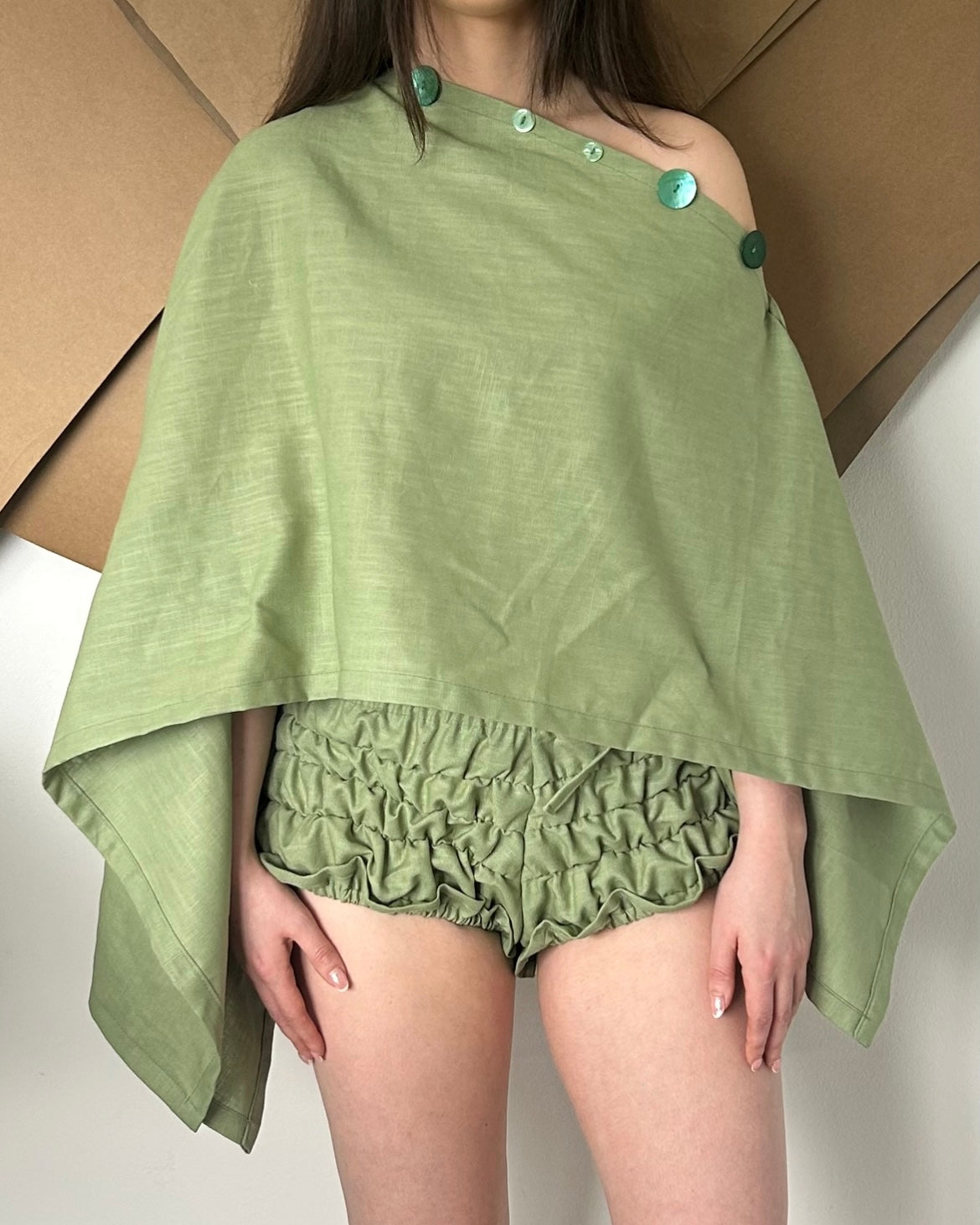 A PREORDER Sol Bloomer Shorts in Olive
